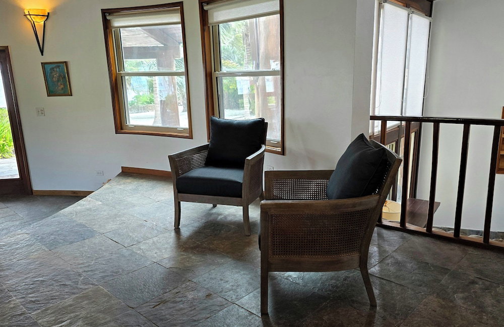 Seascape Villas Belize