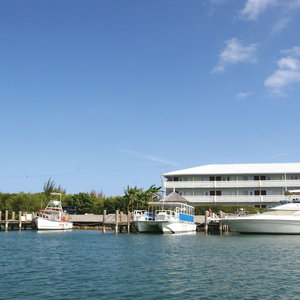 Hotel Flamingo Bay Hotel & Marina At Taino Beach cazare Lucaya