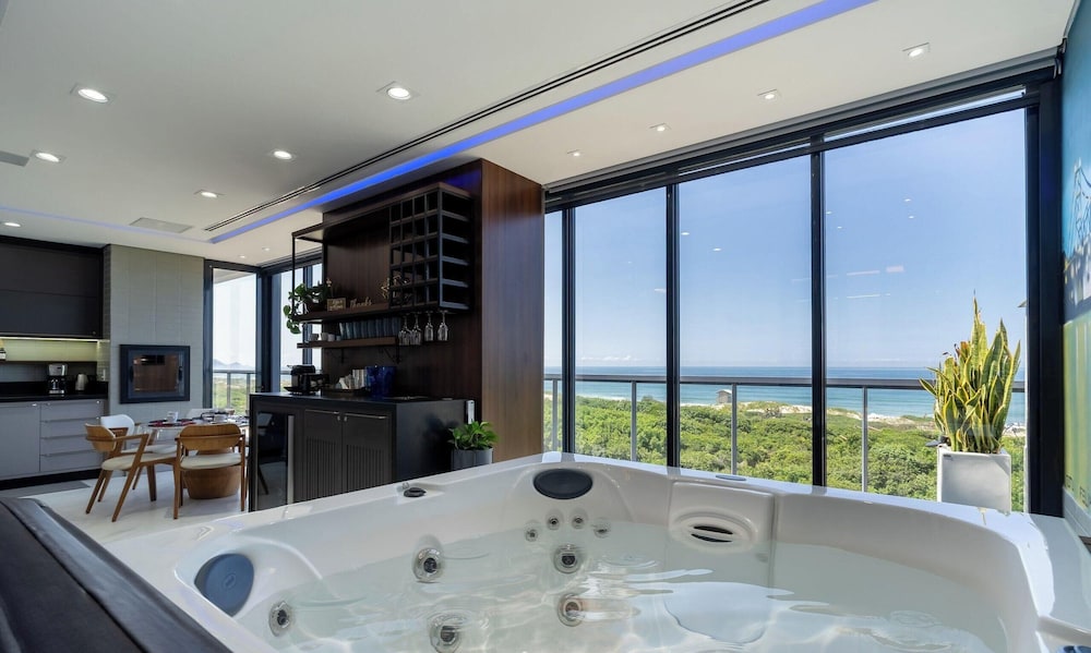 Hotel Exclusive Penthouse With Panoramic View Irb0402