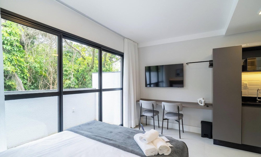 Hotel Modern Studios 150M From Lagoa Da Conceicao - Lsts Ii
