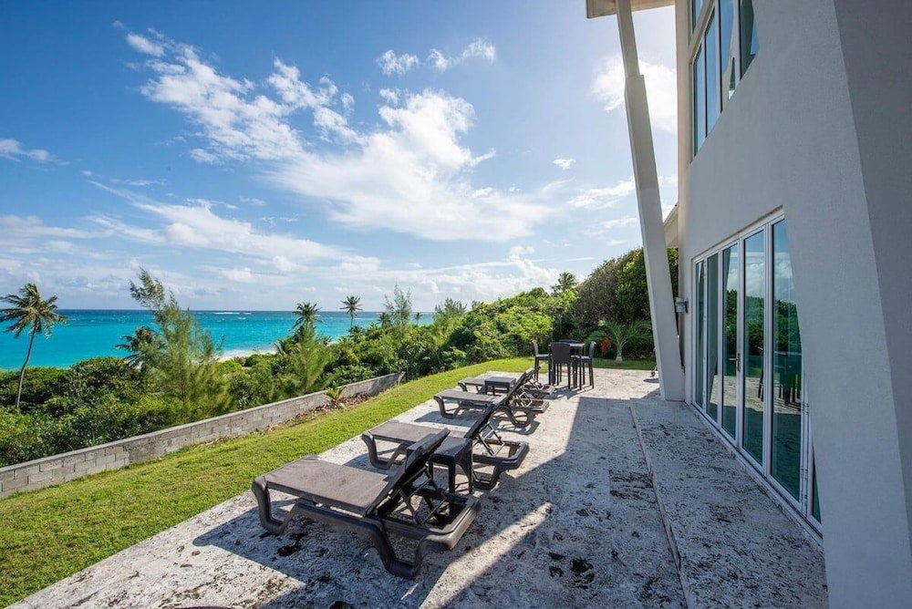 Hotel Sky Beach Club Split - Contemporary Beach Villa In Boutique Club 4 Bedroom Villa