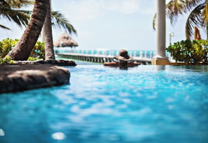 Hotel Pelican Reef Villas Resort cazare San Pedro