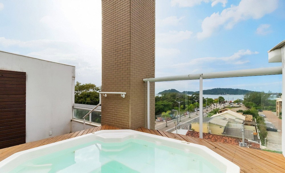 Hotel Charming Apt 270M From Campeche Beach - Cbu203