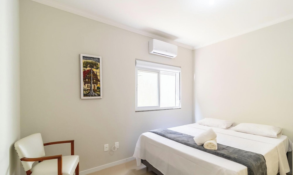 Hotel Apt With Barbecue Near Ingleses Beach Rpv102