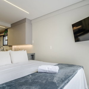 Hotel Estúdio Em Prédio Com Piscina Sca0108 cazare Morro da Cruz