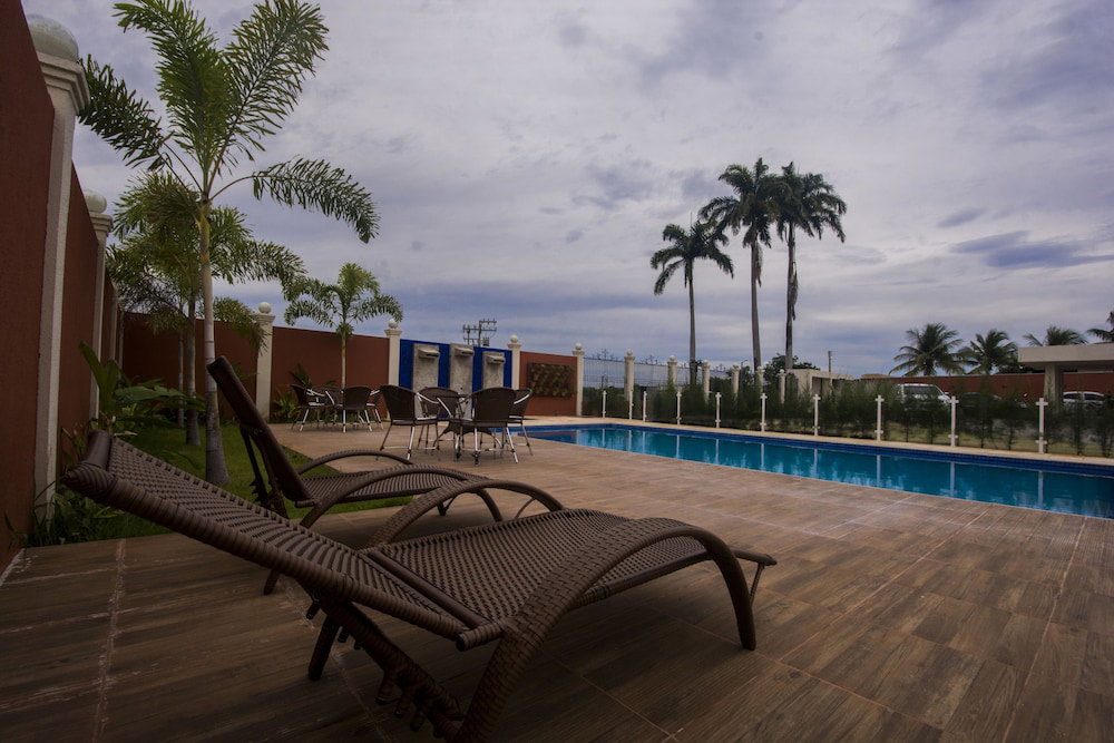 Hotel Hotel Encosta Do Horto