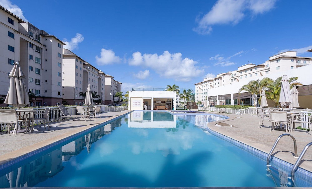 Hotel 2-Bedro Ap In Cond W/Pool, 850 M The Beach Vgt0004