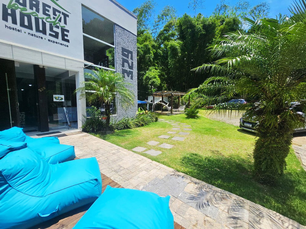 Hotel Foresthouse Beach Hostel
