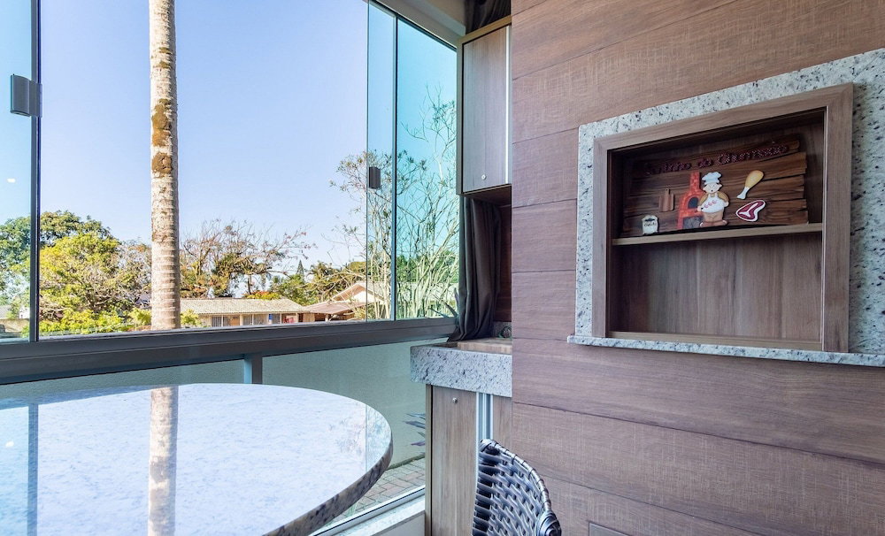 Hotel 2 Bedroom Apart W/ Air 270M From The Beach Gps0102