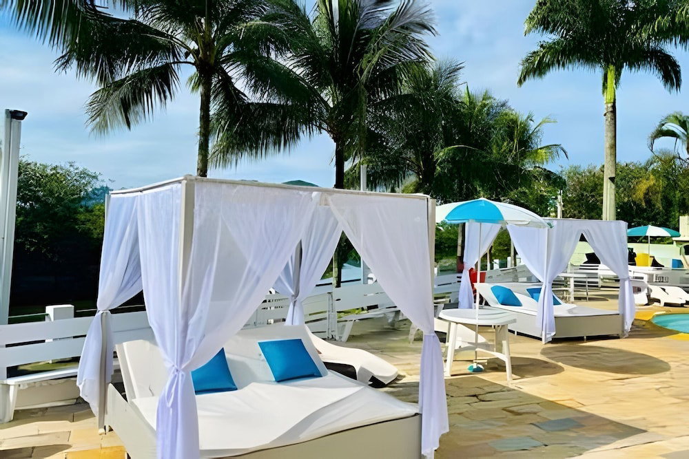 Hotel Praia De Camboinhas Com Piscina