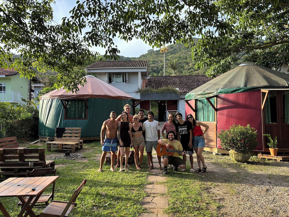 Hotel Island Vibe Nomads - Adventure Hostels