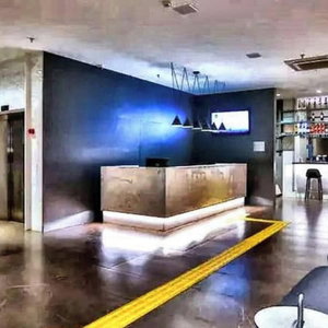 Hotel Lm Quality Suites cazare Tambau