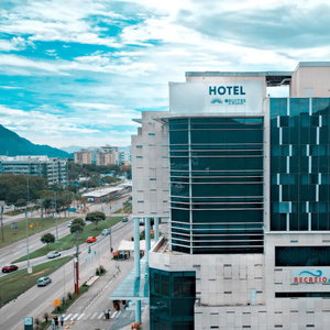 Hotel Esuites Hotel Recreio Shopping cazare Nilopolis
