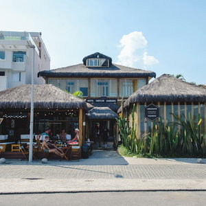 Hotel Longboard Paradise Surf Club cazare Nilopolis