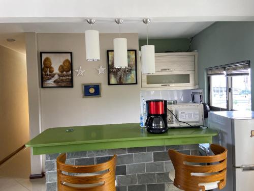 Hotel Mountview Studio In City: Brand New & Luxurious