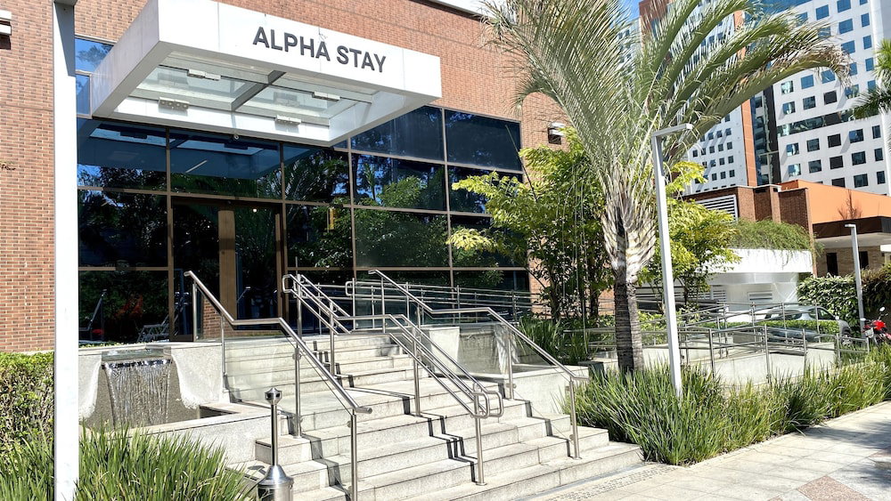 Hotel Aps - Alpha Stay By Anora Spaces