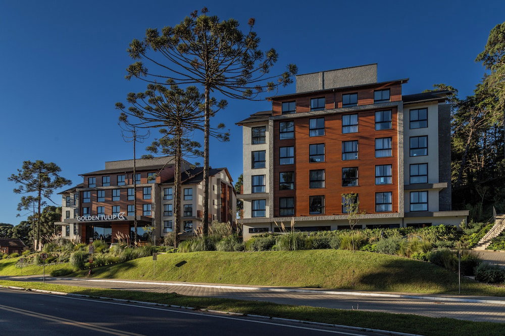 Hotel Golden Tulip Canela Oficial