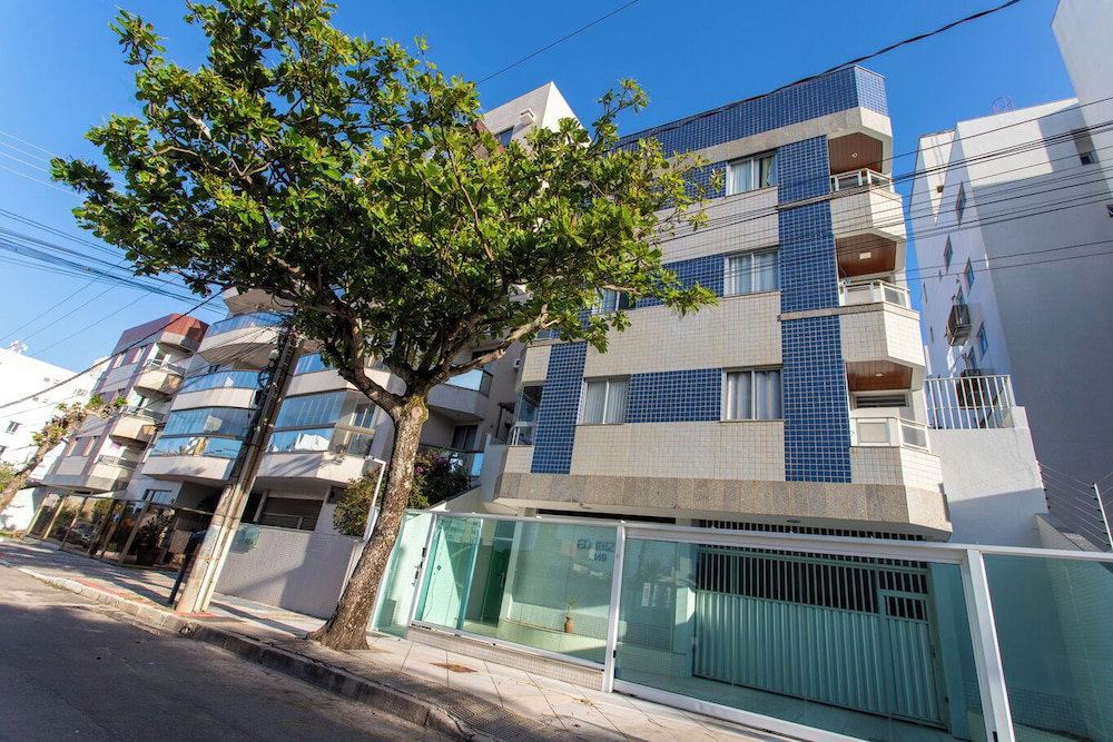 Hotel Apto Pet Friendly Com Garagem Na Enseada Azul