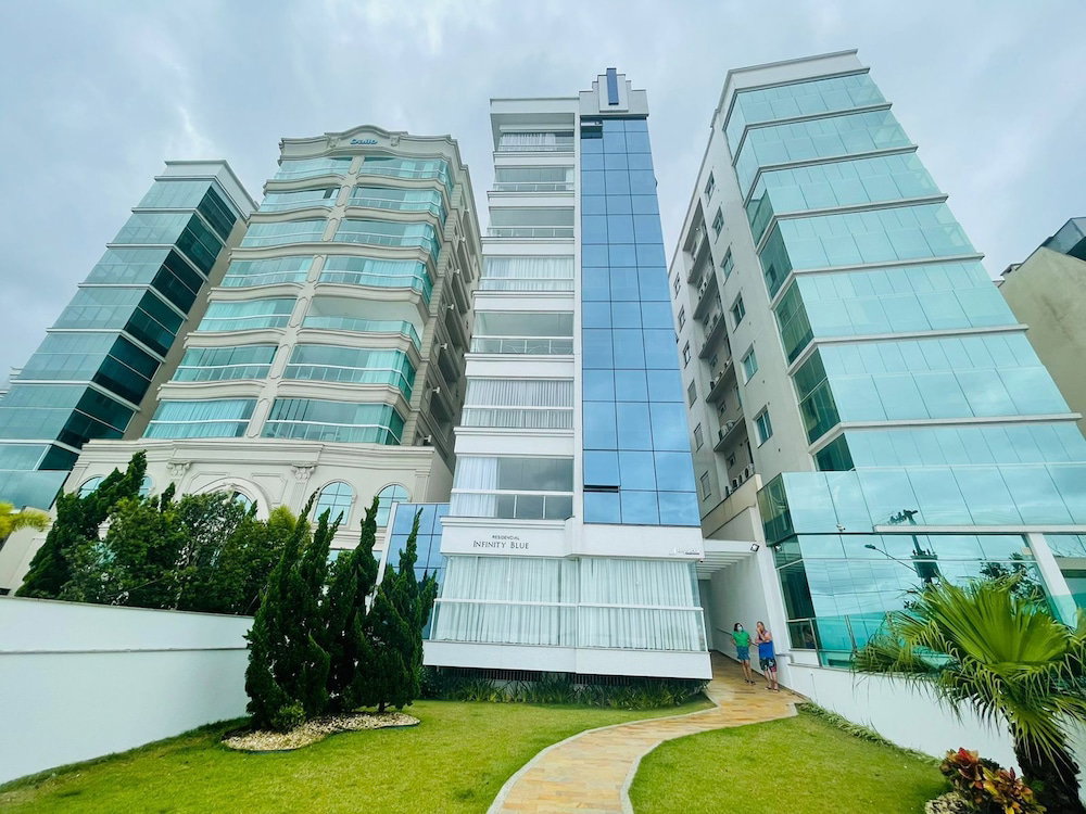Hotel Cobertura Infinity Blue - Itapema-Sc