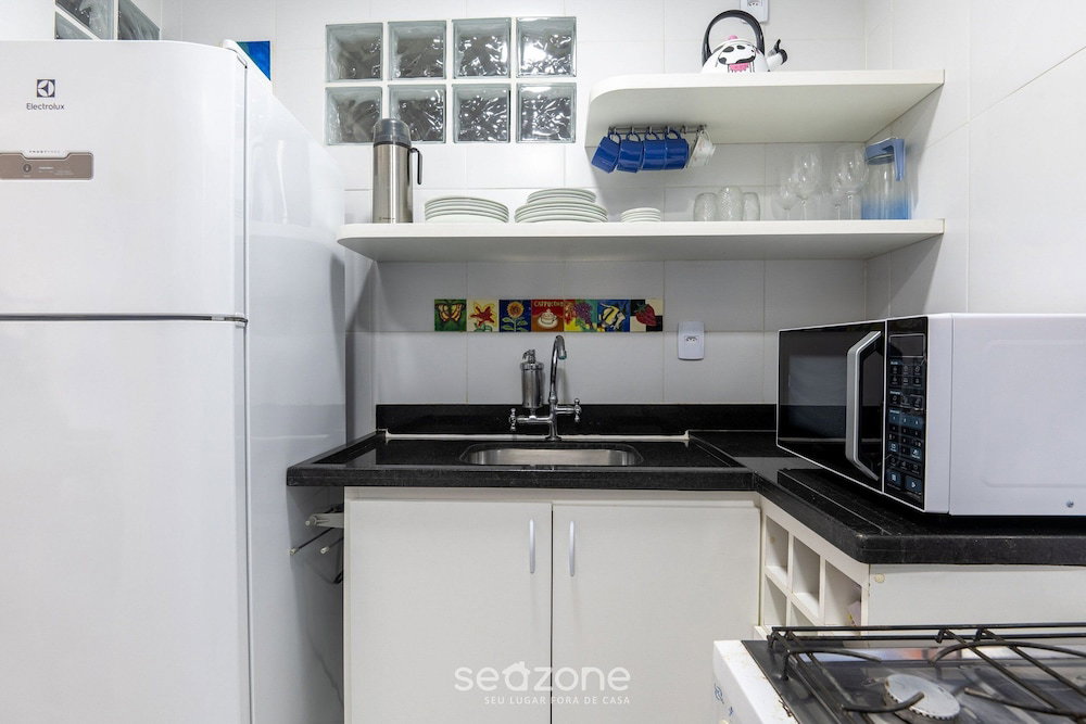 Hotel Fully Equipped Apartments In The Best Location Just Steps From The Sea In Guarapari - Stp