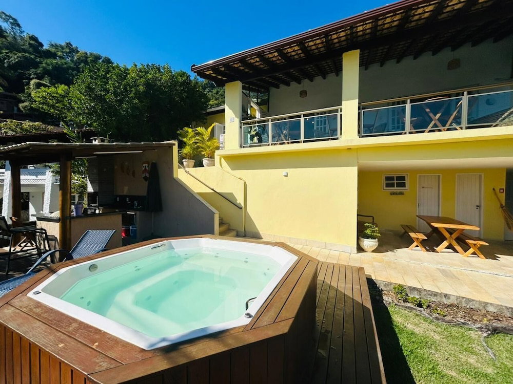 Hotel Casa Amarela