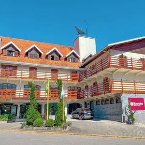 Hotel Hotel Euro Suite Campos Do Jordão cazare Silva Jardim