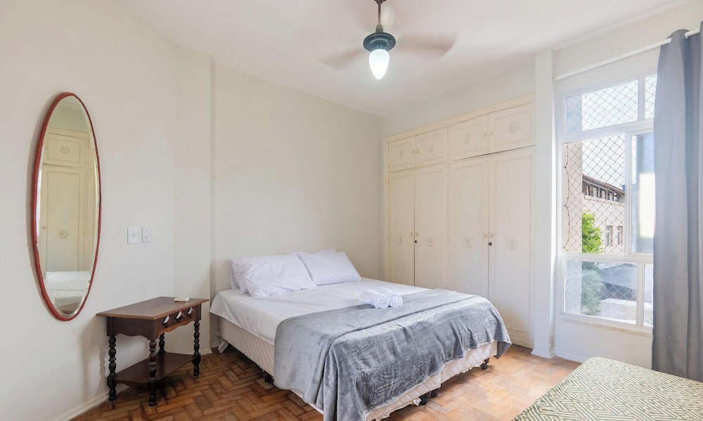 Hotel 2-Bedroom Apt Only 500M From The Beach Nos0201
