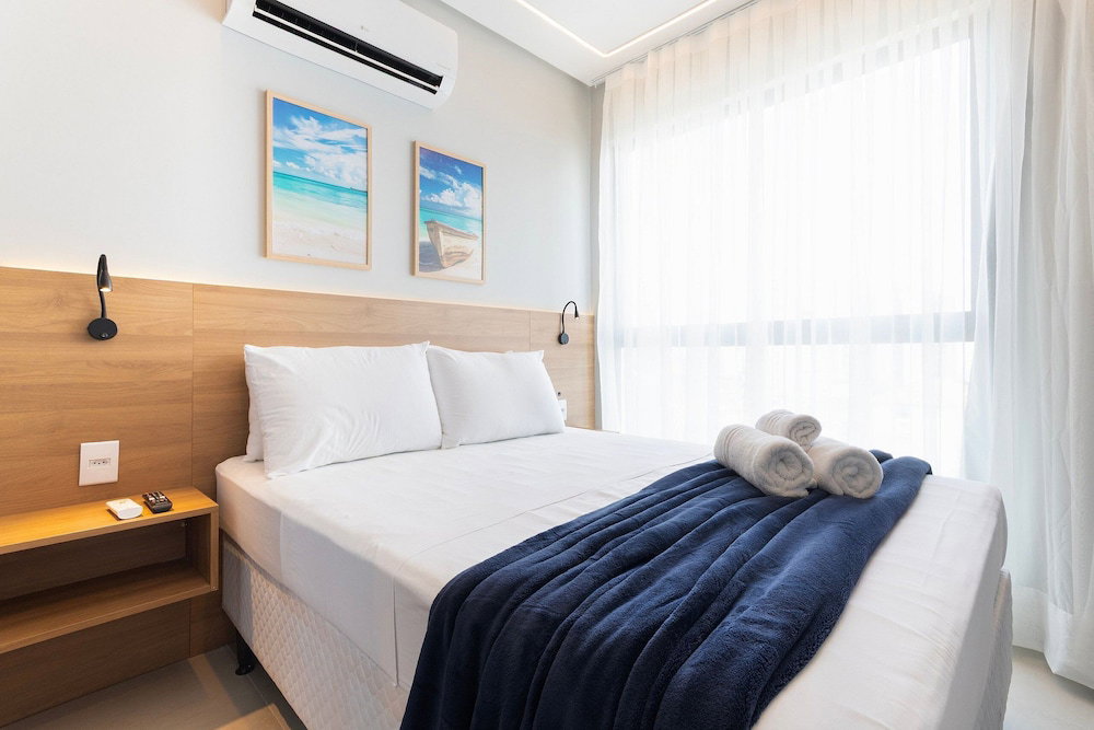 Hotel Botanik With Coworking, Pet Place, And Skyview By Carpediem