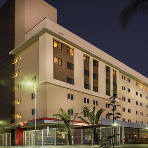 Hotel Ibis Porto Alegre Assis Brasil cazare Sarandi