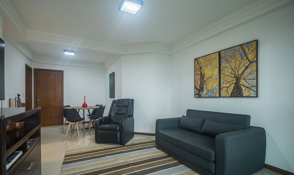 Hotel 2-Bedroom Apt 160M From The Beach Ewh0404