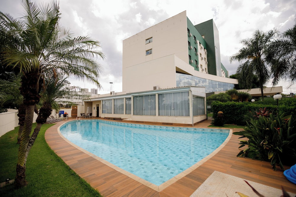 Hotel Comfort Suites Londrina