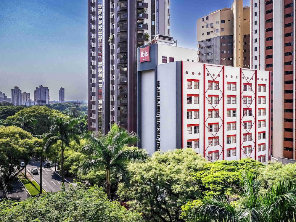 Hotel Ibis Maringa