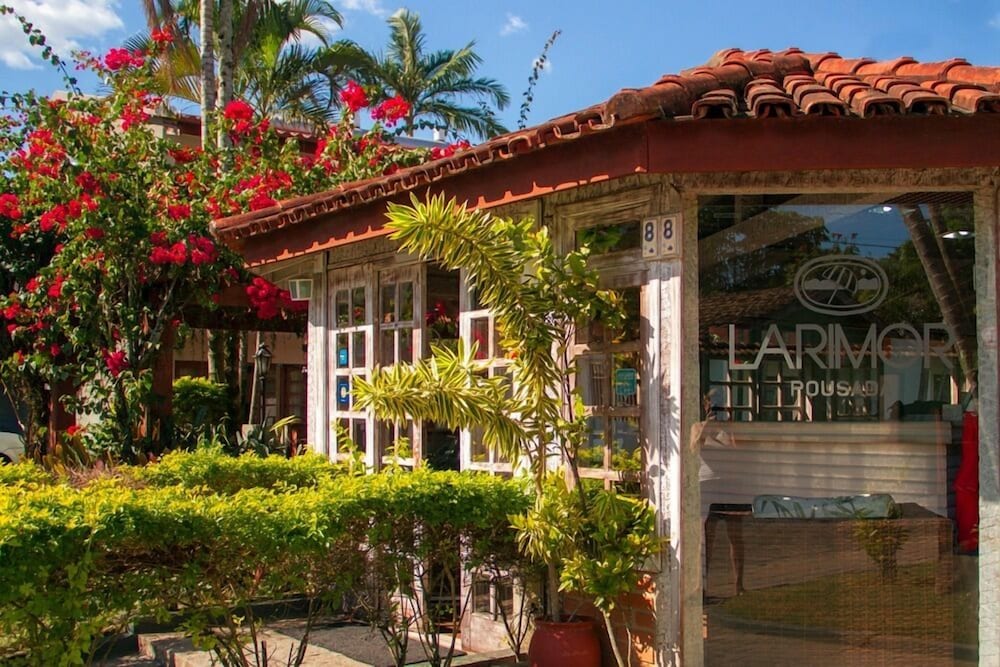 Hotel Pousada Larimor
