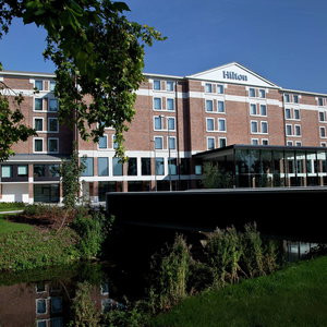 Sejur Hilton London Heathrow Airport Terminal 5 vacanta Colnbrook