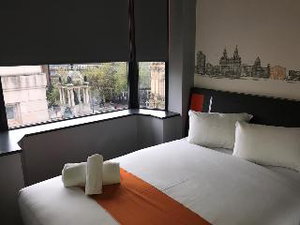 Hotel Easyhotel Liverpool cazare Liverpool