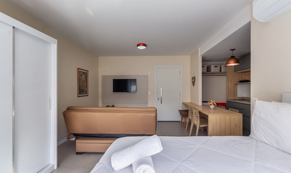 Hotel Studio Encantador Com Garagem Em Poa Venb504