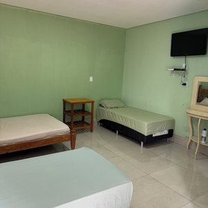 Hotel Hotel Santa Elvira cazare Jaciara