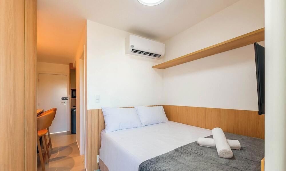 Hotel Fully Equipped Apartments In A Building With A Pool And Gym, 280M From The Beach - Clfs