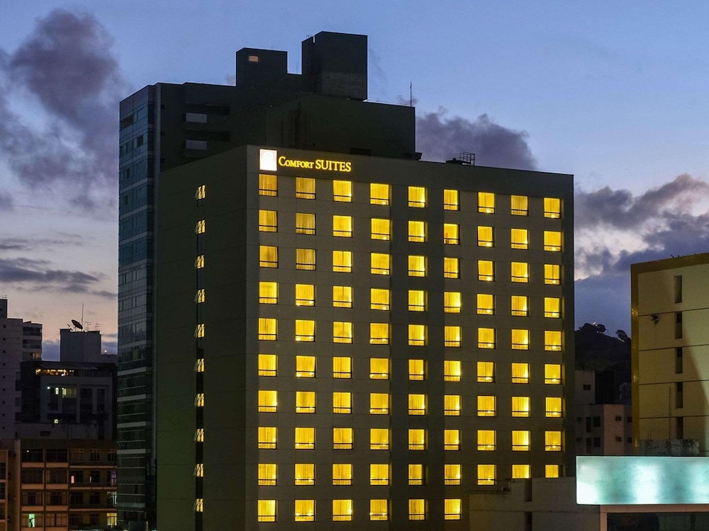Hotel Comfort Suites Vitoria