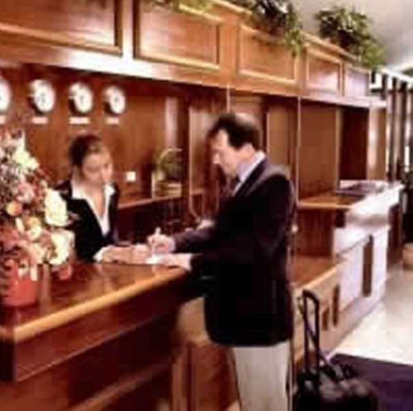 Hotel Holiday Inn London Gatwick - Worth