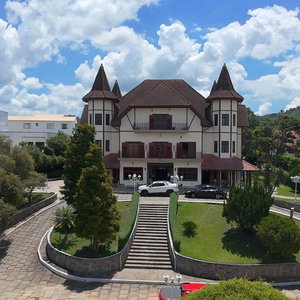 Hotel Chateau Palace Hotel cazare Sao Lourenco do Oeste