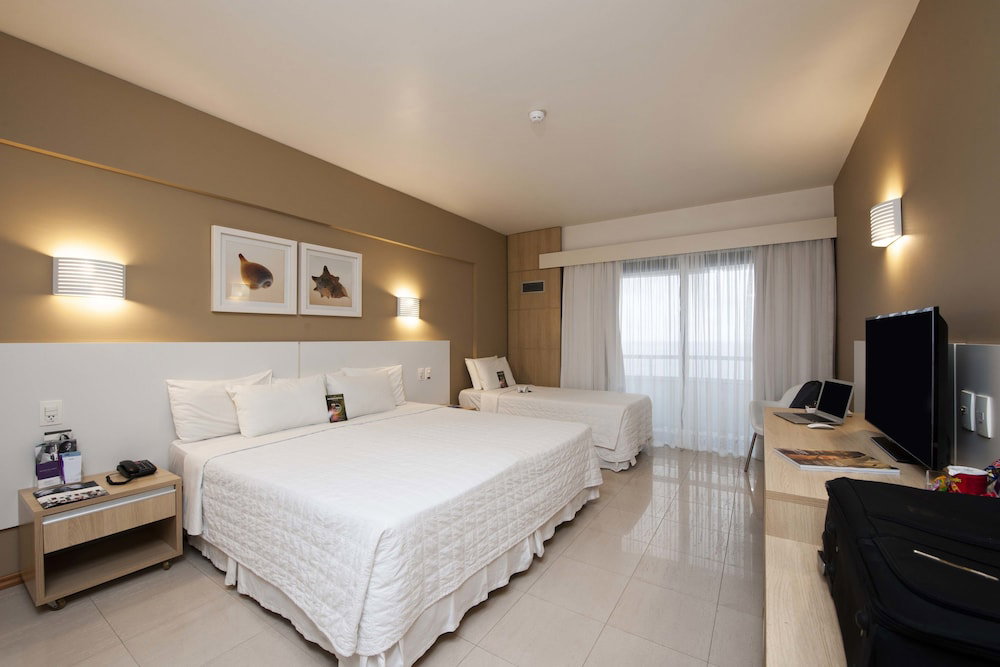 Mercure Camboriu Hotel