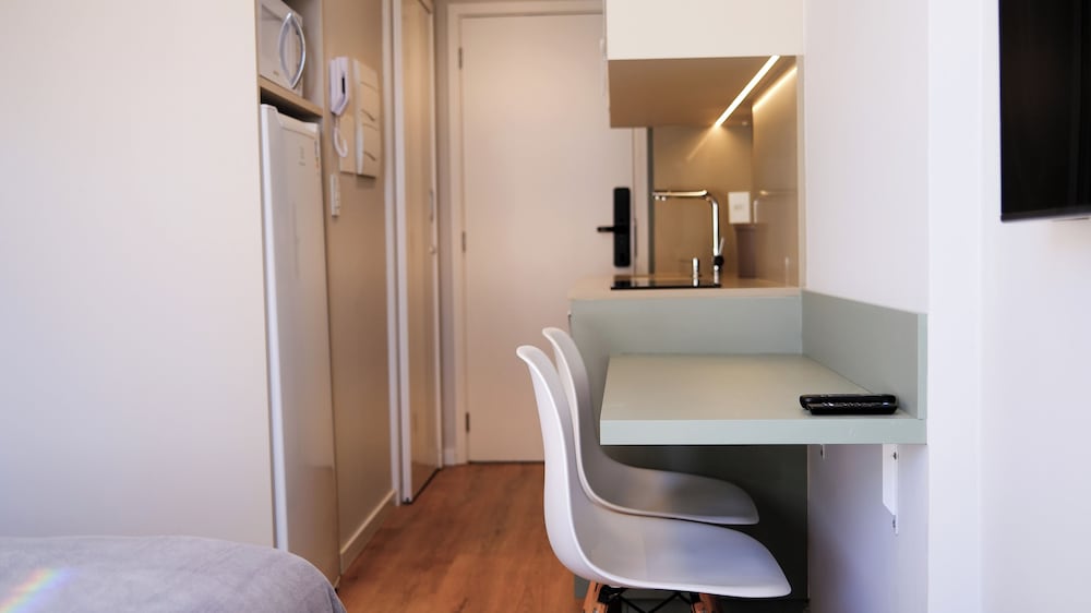 Hotel Apto Novo E Bem Localizado