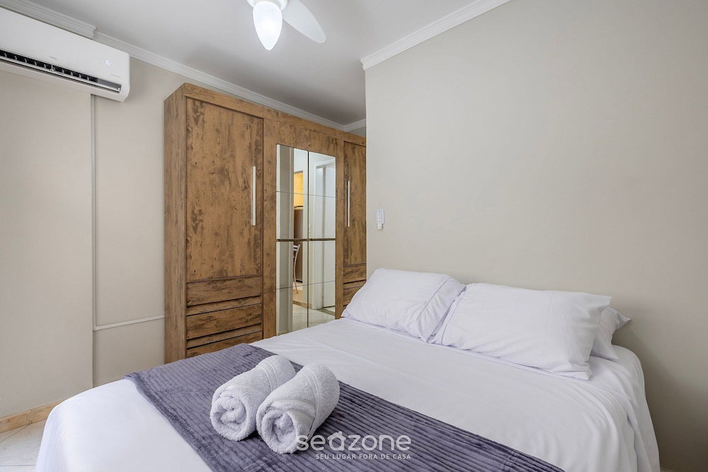 Hotel 1-Bedroom Apt 160M From The Beach In Bc - Srl0024