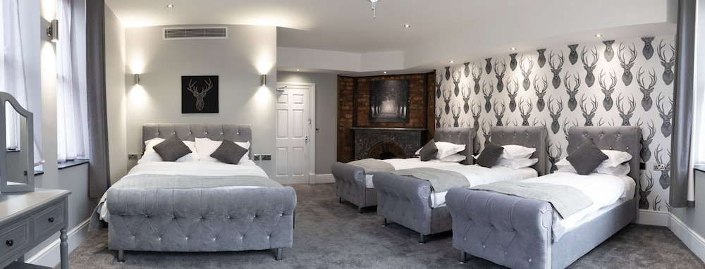 The Glebe Hotel