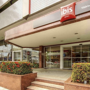 Hotel Ibis Vitoria Praia Do Canto cazare Vila Velha
