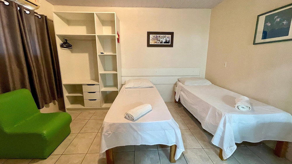 Hotel Ap 31 Ala Mariscal Residencial Solavir