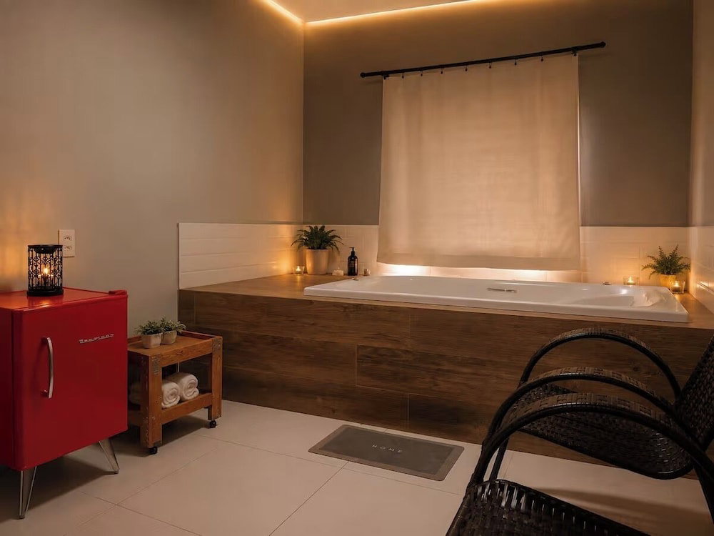 Hotel Flat 1 Com Jacuzzi Aquecida Em Capitólio