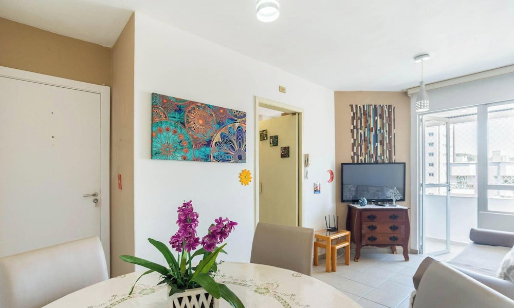 Hotel Central Apt Steps From The Beach In Bc Cev2304
