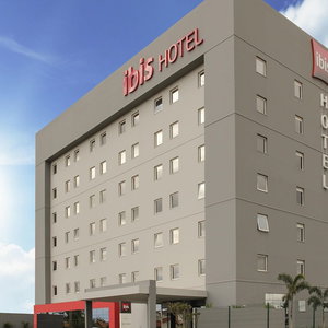 Hotel Ibis Jatai Shopping cazare Jatai